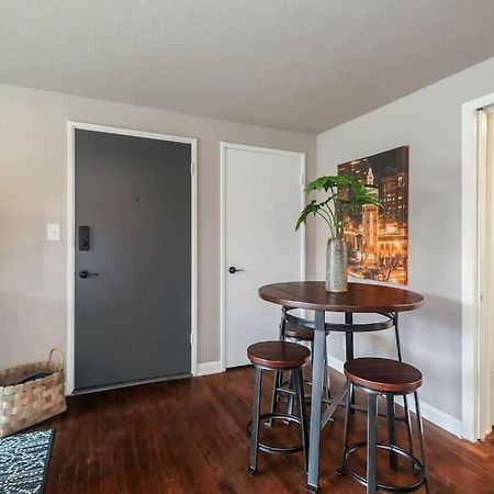Holly Second Floor 2 King Beds Villa Kansas City Exterior foto